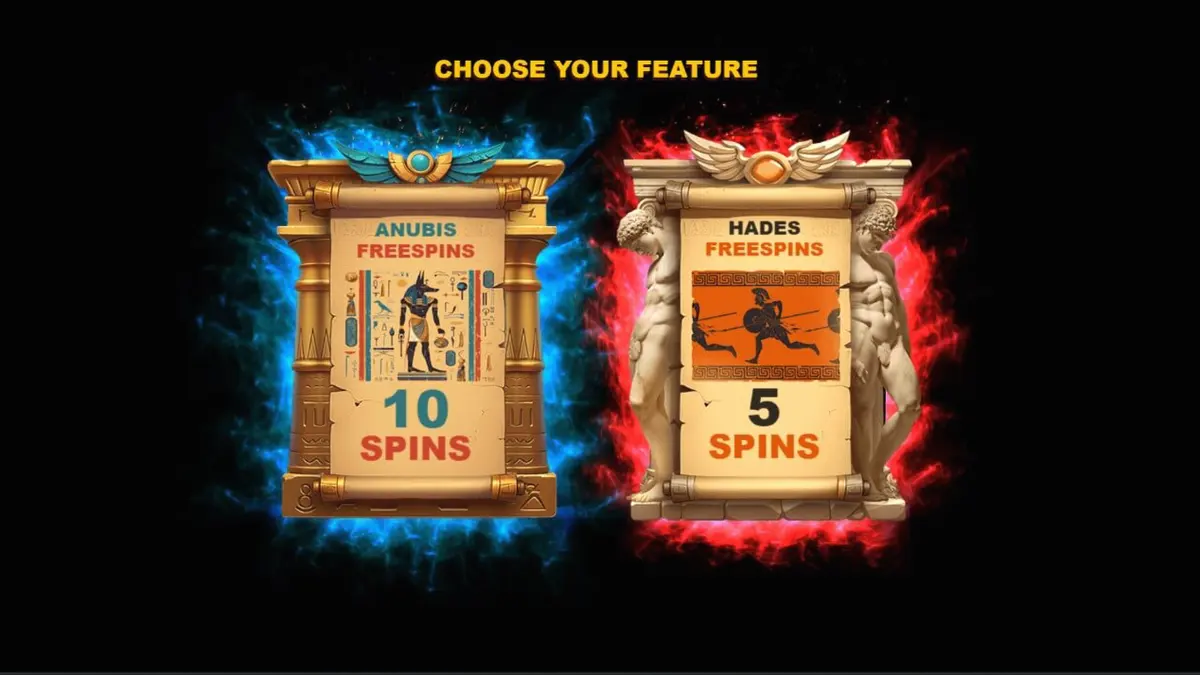 Visual pertarungan antara Anubis dan Hades dalam slot Clash of Gods